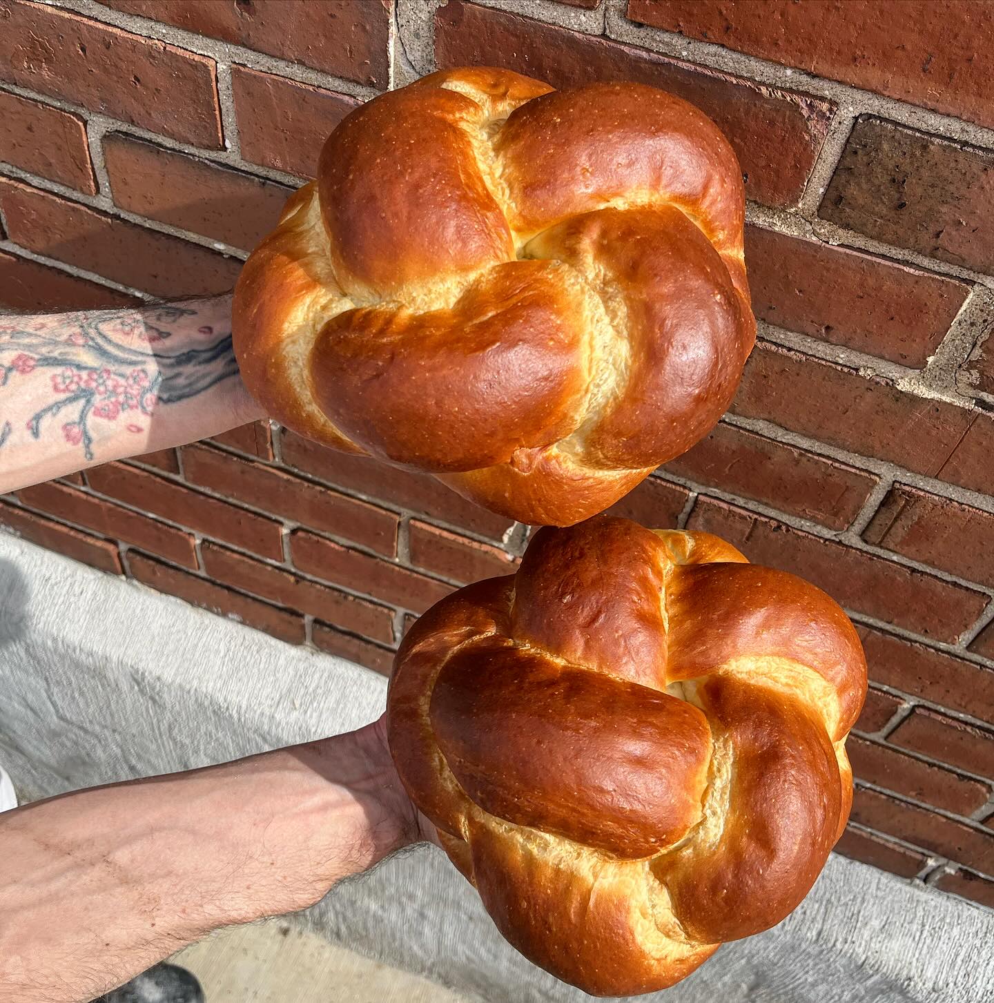 Orders for round challah for Rosh Hashanah are still available online! Pick up on Wednesday and Thursday next week, from 10am until 5pm.